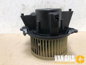 Gebruikte Chaufage Ventilatiemotor BMW 3 serie (E90) 320i 16V Prijs € 49,99 Margeregeling aangeboden door Van Gils Automotive