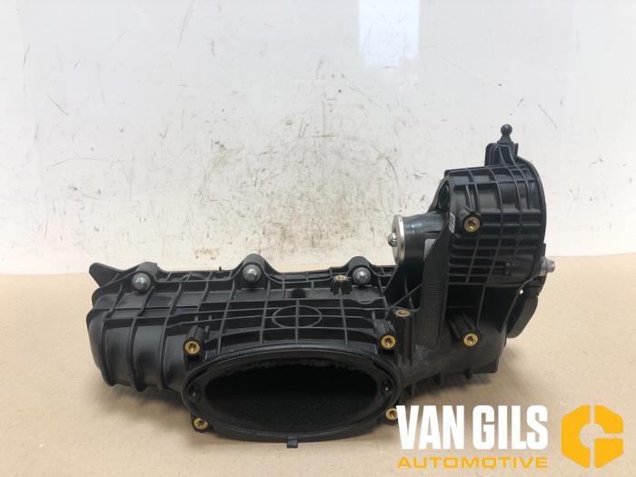 Gebruikte Spruitstuk Inlaat Mercedes B (W246/W242) Prijs € 181,50 Inclusief btw aangeboden door Van Gils Automotive