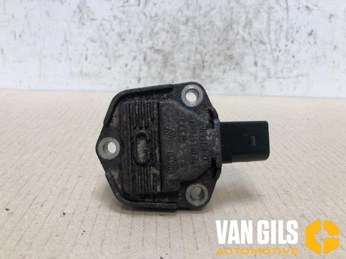 Gebruikte Oliepeil sensor Volkswagen Golf Prijs € 35,00 Margeregeling aangeboden door Van Gils Automotive