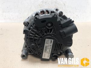 Alternator van een Peugeot 5008 I (0A/0E) 2.0 HDiF 16V 2012