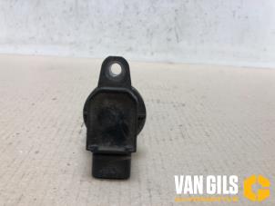 Gebruikte Bobine Toyota Yaris (P1) 1.3 16V VVT-i Prijs € 30,00 Margeregeling aangeboden door Van Gils Automotive