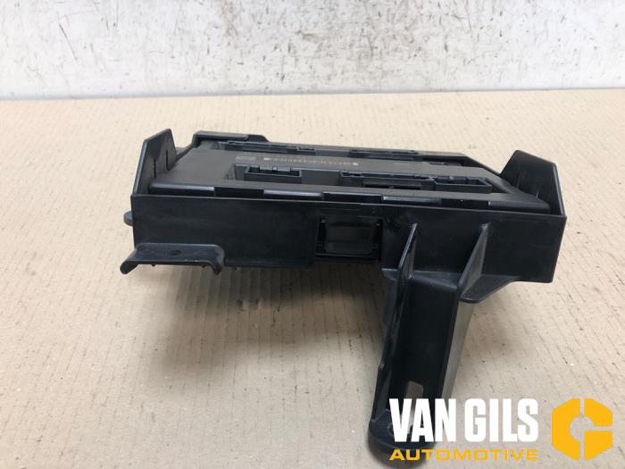 Gebruikte Module Bodycontrol Audi A4 Avant Quattro (B8) 3.0 TDI V6 24V Prijs € 50,00 Margeregeling aangeboden door Van Gils Automotive