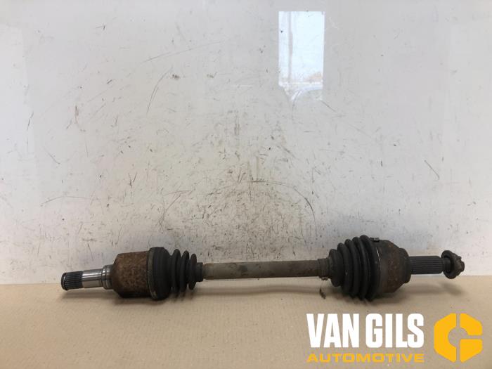 Gebruikte Aandrijfas links-voor Jaguar X-type Estate 3.0 V6 24V Prijs € 74,99 Margeregeling aangeboden door Van Gils Automotive