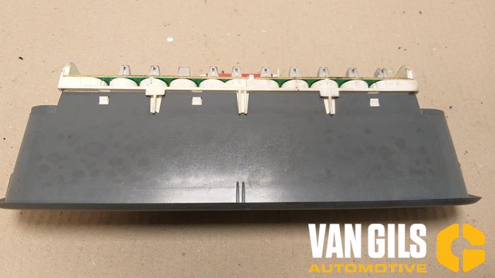 Display Interieur van een Renault Twingo (C06) 1.2 16V 2005