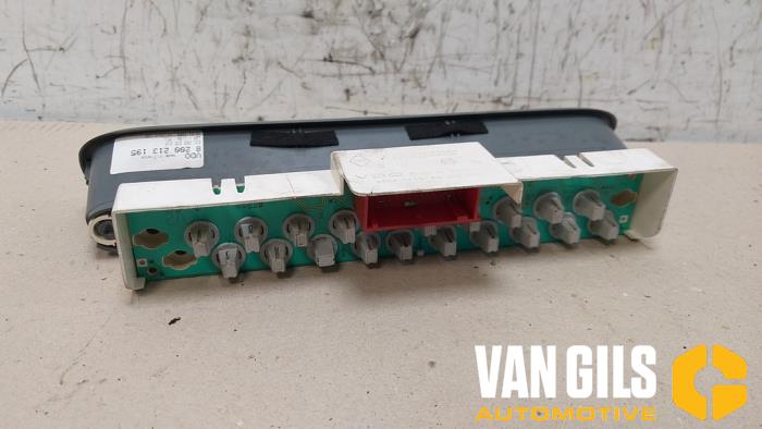 Display Interieur van een Renault Twingo (C06) 1.2 16V 2005