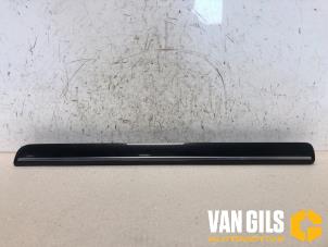 Gebruikte Sierstrip Volkswagen Golf VII Variant (AUVV) 2.0 TDI 150 16V Prijs € 30,00 Margeregeling aangeboden door Van Gils Automotive