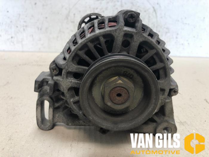 Gebruikte Dynamo Renault Clio II (BB/CB) 1.2 16V Prijs € 75,00 Margeregeling aangeboden door Van Gils Automotive