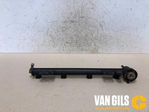 Gebruikte Injector brug Volvo V40 (VW) 2.0 16V Prijs € 50,00 Margeregeling aangeboden door Van Gils Automotive