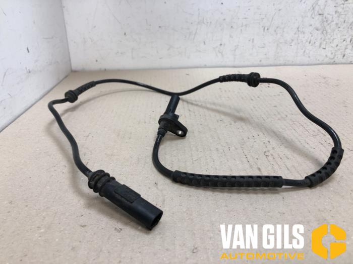 Gebruikte ABS Sensor BMW 5 serie (F10) 528i 24V Prijs € 35,00 Margeregeling aangeboden door Van Gils Automotive