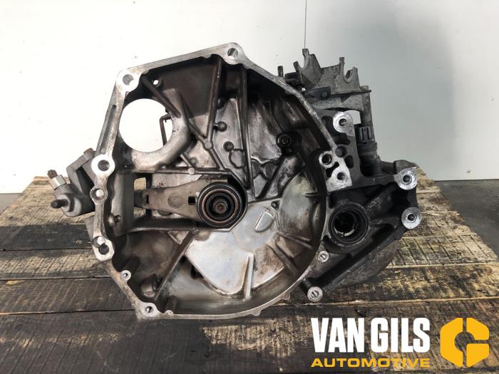 Gebruikte Versnellingsbak Honda Stream I (RN) 1.7 16V VTEC Prijs € 249,00 Margeregeling aangeboden door Van Gils Automotive