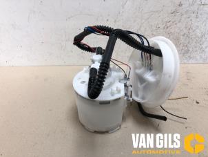 Gebruikte Tank element Pomp Ford Focus 1 1.6 16V Prijs € 60,00 Margeregeling aangeboden door Van Gils Automotive
