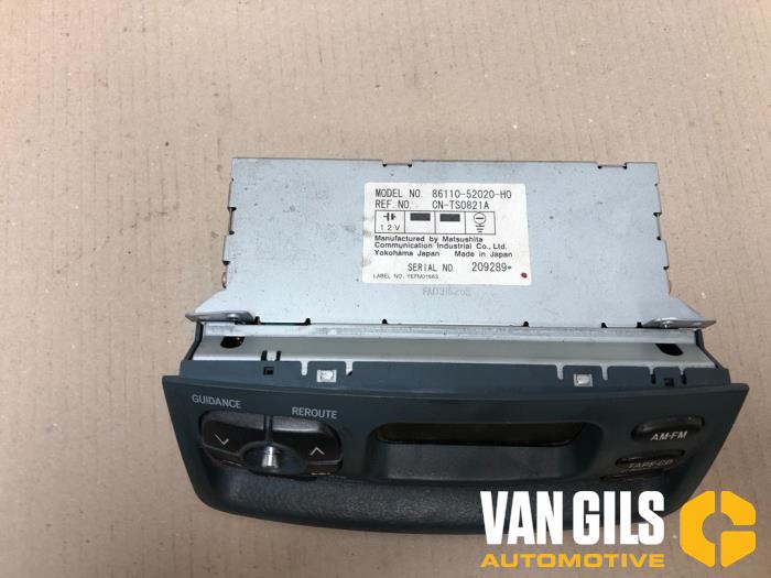 Navigatie bedienings paneel van een Toyota Yaris (P1) 1.0 16V VVT-i 2000