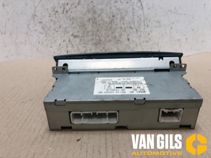 Navigatie bedienings paneel van een Toyota Yaris (P1) 1.0 16V VVT-i 2000