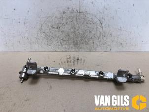Gebruikte Injector brug Mazda 2 (NB/NC/ND/NE) 1.4 16V Prijs € 50,00 Margeregeling aangeboden door Van Gils Automotive