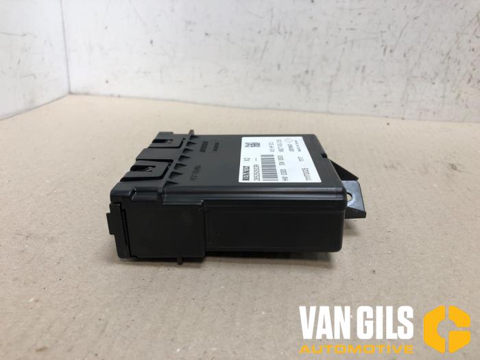 Computer Koeling van een Renault Zoé (AG) R90 2017