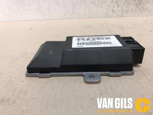 Gebruikte Computer Stuurbekrachtiging BMW 7 serie (E65/E66/E67) 750i,Li 4.8 32V Prijs € 125,00 Margeregeling aangeboden door Van Gils Automotive