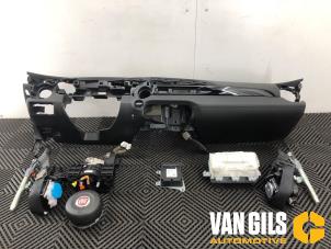 Gebruikte Airbag Set + Module Fiat 124 Spider 1.4 MultiAir Turbo 16V Prijs € 1.750,00 Margeregeling aangeboden door Van Gils Automotive