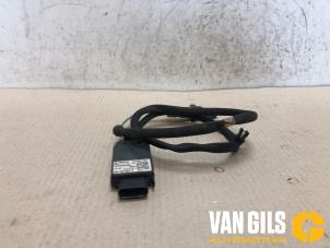 Gebruikte Nox sensor Volkswagen Touran (5T1) 2.0 TDI 110 Prijs € 199,99 Margeregeling aangeboden door Van Gils Automotive