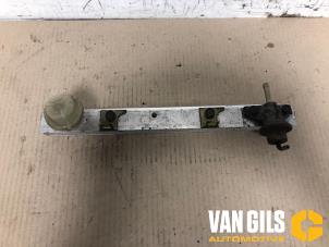 Gebruikte Injector brug Honda Civic (MA/MB) 1.5i VTEC-E 16V Prijs € 50,00 Margeregeling aangeboden door Van Gils Automotive