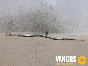 Gebruikte Peilstok Olie Mitsubishi Outlander (GF/GG) 2.0 16V PHEV 4x4 Prijs € 30,00 Margeregeling aangeboden door Van Gils Automotive