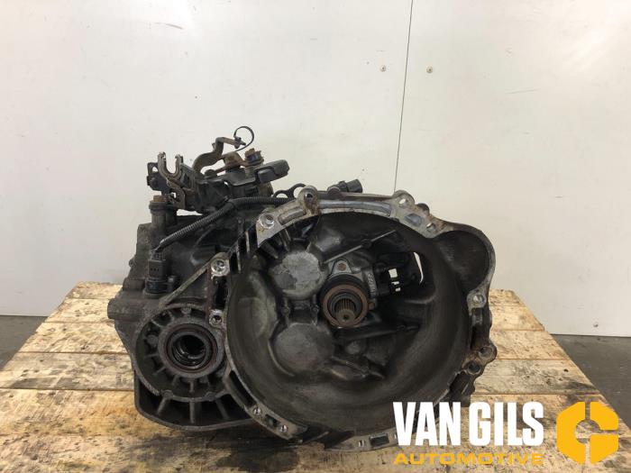 Gebruikte Versnellingsbak Kia Cee'd Sporty Wagon (EDF) 2.0 CRDi 16V 140 Prijs op aanvraag aangeboden door Van Gils Automotive