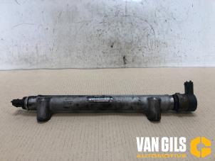 Gebruikte Injector brug Kia Cee'd Sporty Wagon (EDF) 2.0 CRDi 16V 140 Prijs € 30,00 Margeregeling aangeboden door Van Gils Automotive