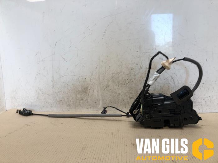 Front door lock mechanism 4-door, right Volkswagen Golf O227760 - foto 1