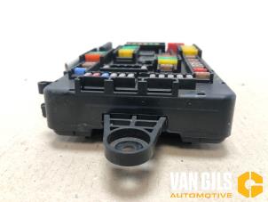 Gebruikte Zekeringkast BMW M2 (F87) 3.0 24V Prijs op aanvraag aangeboden door Van Gils Automotive