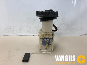Gebruikte Brandstofpomp Elektrisch Volkswagen Passat (3B3) Prijs op aanvraag aangeboden door Van Gils Automotive