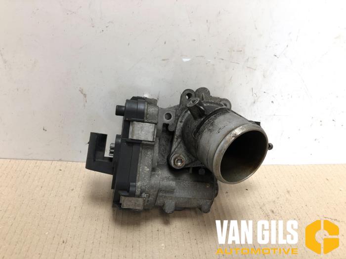 Gebruikte Gasklephuis Alfa Romeo GT (937) 1.9 JTD 16V Multijet Prijs € 45,00 Margeregeling aangeboden door Van Gils Automotive