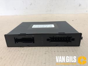 Gebruikte Comfort Module Mercedes B (W246) 2.2 B-220 CDI BlueEFFICIENCY,d 16V Prijs € 55,00 Margeregeling aangeboden door Van Gils Automotive