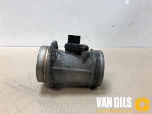 Gebruikte Luchtmassameter Audi A6 Avant Quattro (C5) 2.5 TDI V6 24V Prijs € 60,00 Margeregeling aangeboden door Van Gils Automotive