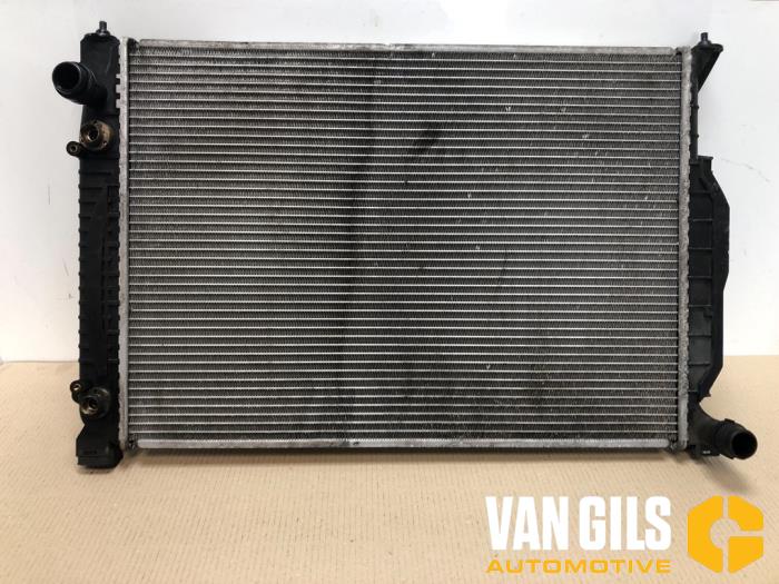 Gebruikte Radiateur Audi A6 Avant Quattro (C5) 2.5 TDI V6 24V Prijs € 65,00 Margeregeling aangeboden door Van Gils Automotive