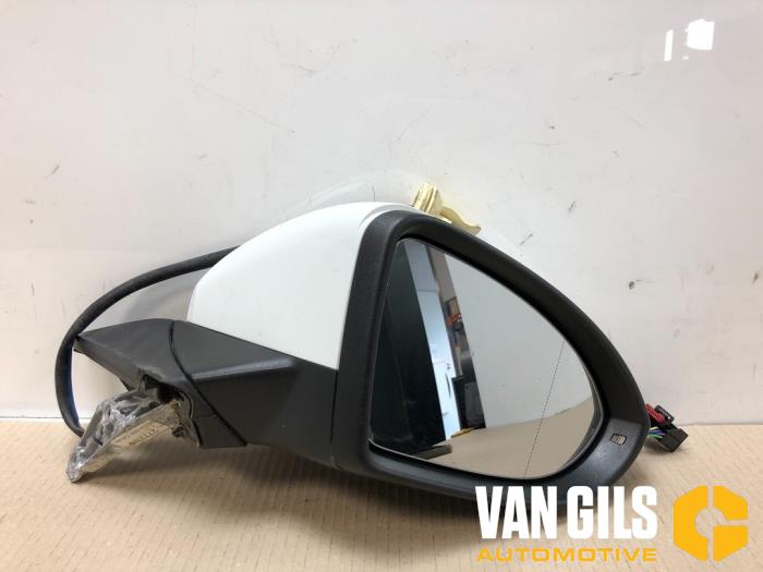 Buitenspiegel rechts van een Volkswagen Golf VII (AUA) 1.2 TSI 16V 2018