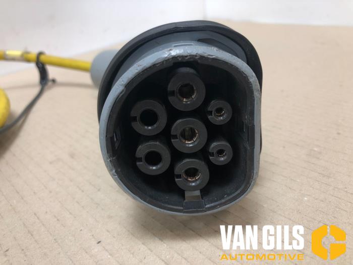 Hybrid charging cable Volkswagen Golf O232569 - Van Gils Automotive