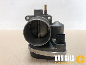 Gebruikte Gasklephuis Renault Modus/Grand Modus (JP) 1.6 16V Prijs € 65,00 Margeregeling aangeboden door Van Gils Automotive