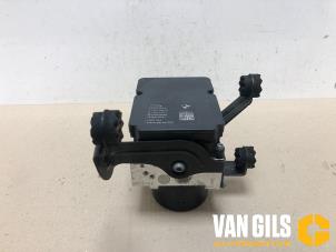 Gebruikte ABS Pomp BMW 1 serie (F20) 116i 1.6 16V Prijs € 100,00 Margeregeling aangeboden door Van Gils Automotive