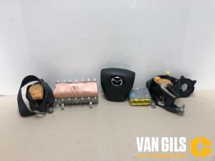 Gebruikte Airbag set Mazda CX-7 2.2 MZR-CD 16V Prijs op aanvraag aangeboden door Van Gils Automotive