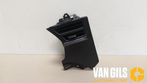 Gebruikte Luchtrooster Dashboard Tesla Model S 100D Prijs € 65,00 Margeregeling aangeboden door Van Gils Automotive