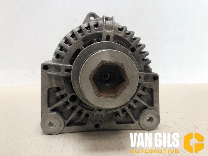 Gebruikte Dynamo Renault Megane (BA) 1.9dTi RN Prijs € 75,00 Margeregeling aangeboden door Van Gils Automotive