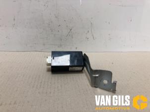Gebruikte Module keyless vehicle Mazda CX-7 2.2 MZR-CD 16V Prijs op aanvraag aangeboden door Van Gils Automotive