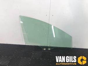 Gebruikte Portierruit 4Deurs rechts-voor Mazda CX-7 2.2 MZR-CD 16V Prijs € 45,00 Margeregeling aangeboden door Van Gils Automotive