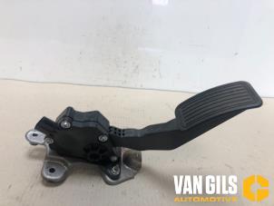 Gebruikte Gaspedaal Mazda CX-7 2.2 MZR-CD 16V Prijs € 35,00 Margeregeling aangeboden door Van Gils Automotive