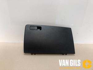 Gebruikte Dashboardkastje Kia Rio IV (YB) 1.2 MPI 16V Prijs € 29,99 Margeregeling aangeboden door Van Gils Automotive