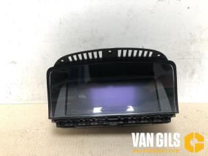 Gebruikte Navigatie Display BMW 7 serie (E65/E66/E67) 730d 24V Prijs € 150,00 Margeregeling aangeboden door Van Gils Automotive
