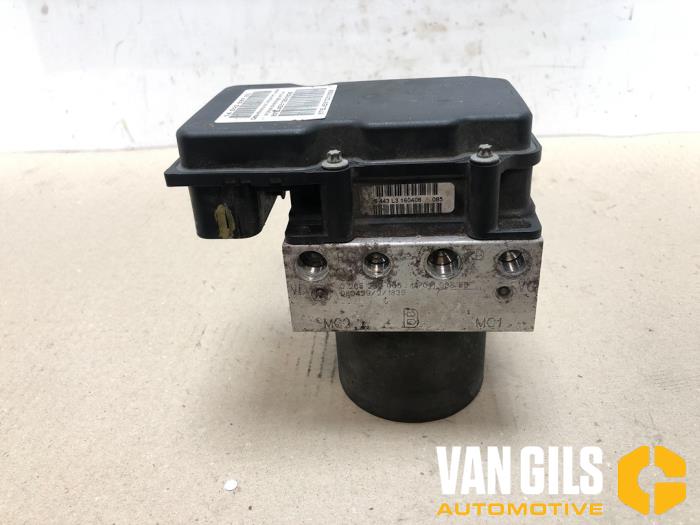 ABS Pomp van een Citroën Jumpy (G9) 1.6 HDI 16V 2008