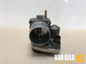 Gebruikte Gasklephuis Renault Megane II (BM/CM) 2.0 16V Prijs € 65,00 Margeregeling aangeboden door Van Gils Automotive