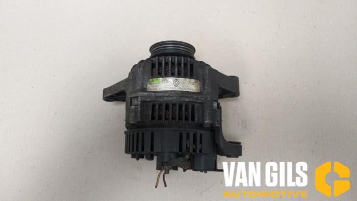 Gebruikte Alternator Renault Megane Scénic (JA) 1.4i RL,RN Prijs € 75,00 Margeregeling aangeboden door Van Gils Automotive