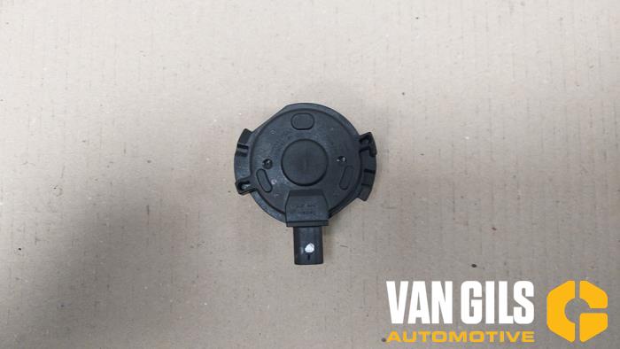Gebruikte Nokkenas Sensor BMW 3 serie Touring (F31) 330i 2.0 16V Prijs op aanvraag aangeboden door Van Gils Automotive