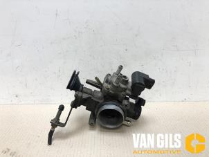 Gebruikte Gasklephuis Daihatsu Sirion/Storia (M1) 1.3 16V DVVT Prijs € 65,00 Margeregeling aangeboden door Van Gils Automotive